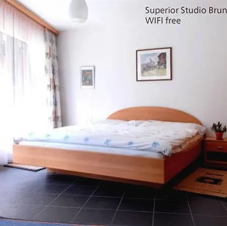 采尔马特公寓 * 采尔马特