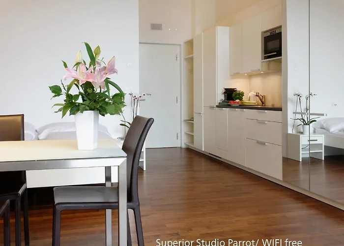 아파르테멘트 아파트 *