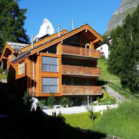 Zermatt Appartements Apartman *